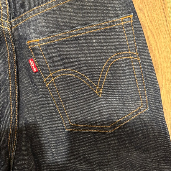 Women’s Levi’s Premium W25 L34 Classic Dark Blue Ribcage Wide Leg Jeans - Picture 11 of 16